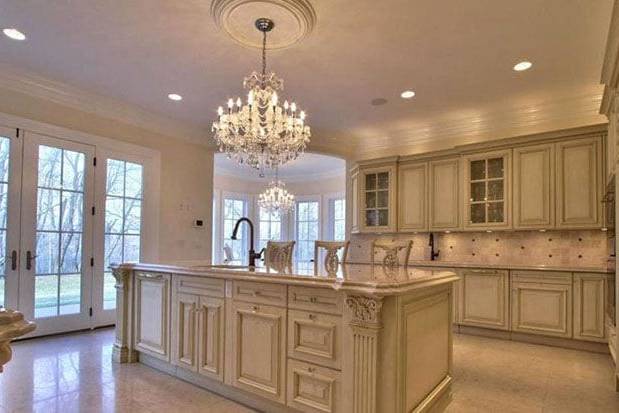 traditional kitchen with nice cabinets