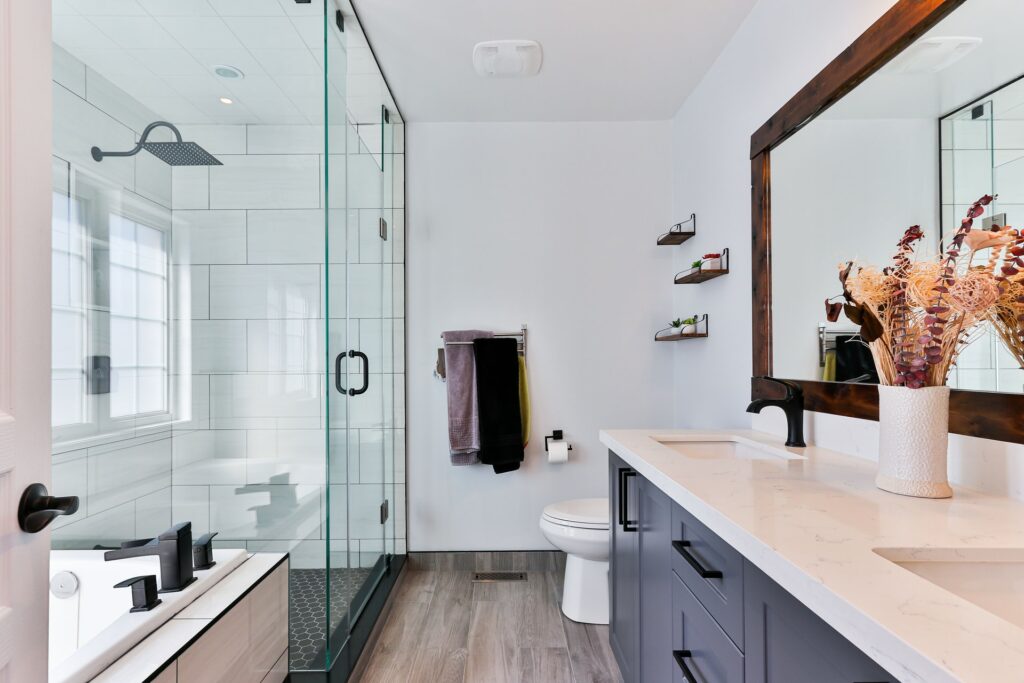 Small Bathroom Flooring Ideas Best, Remodeling Bathroom Floor Ideas